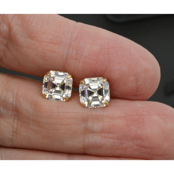 14K Solid Yellow Gold Screw Back 6ct 8mm Asscher cz Stud Earrings - Picture 1 of 6